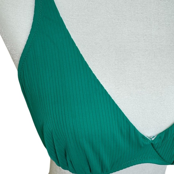 Emerald Green Women's Bikini Top - Picture 3 of 3